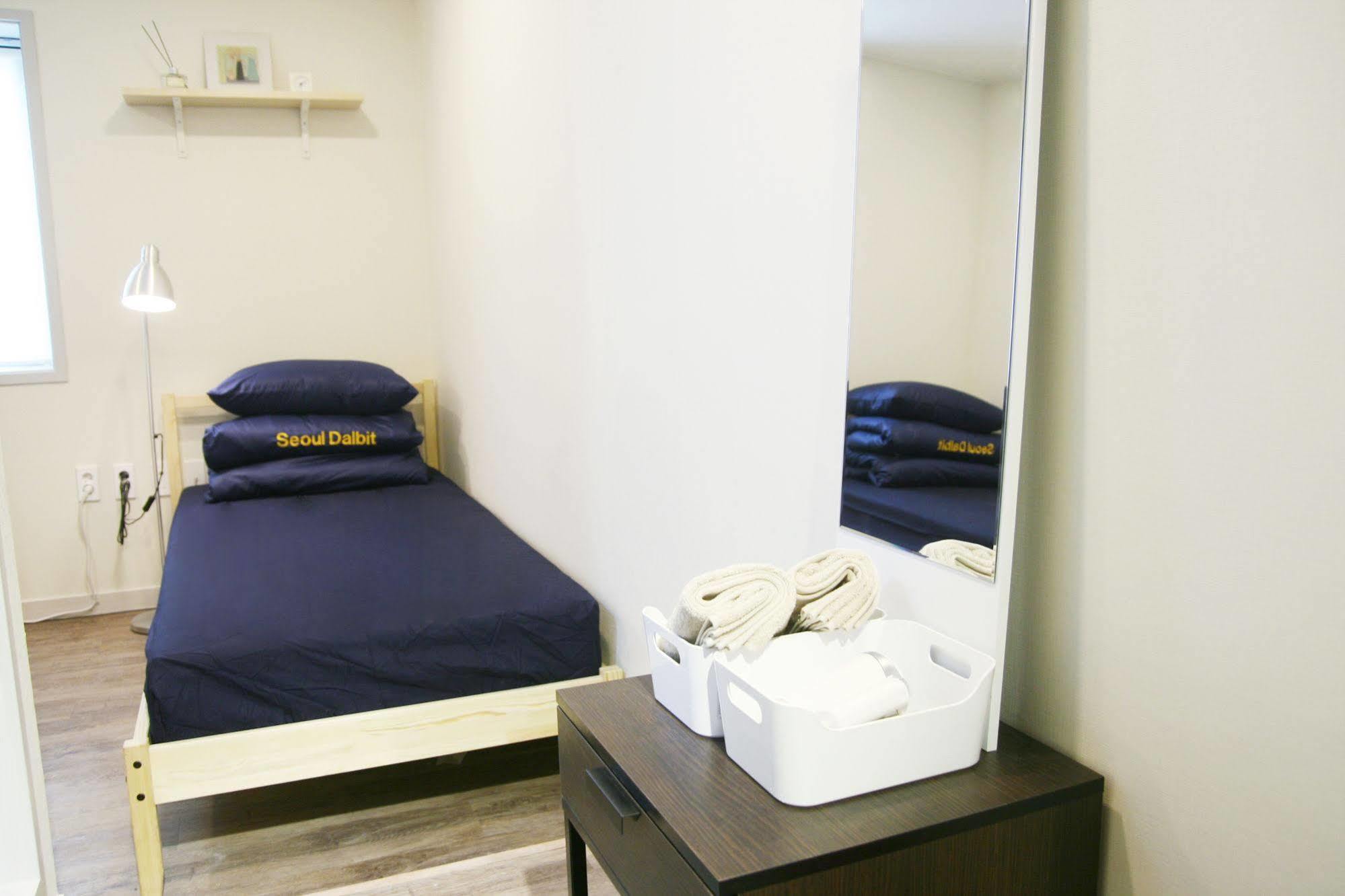 Seoul Dalbit Dongdaemun Guesthouse Екстериор снимка